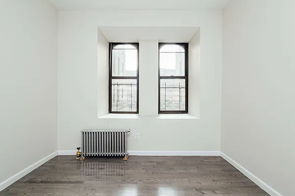 Rented by Nooklyn NYC LLC | media 32