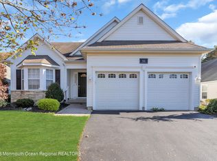 55 Rosewood Dr, Lakewood, NJ 08701
