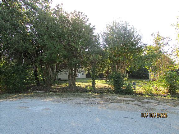 2nd image of 3812 Timberview Ct