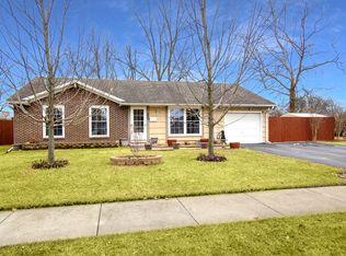 25 S Cedar Ln, Glenwood, IL