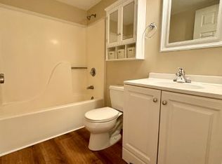912 N Main St #15, Edwardsville, IL 62025