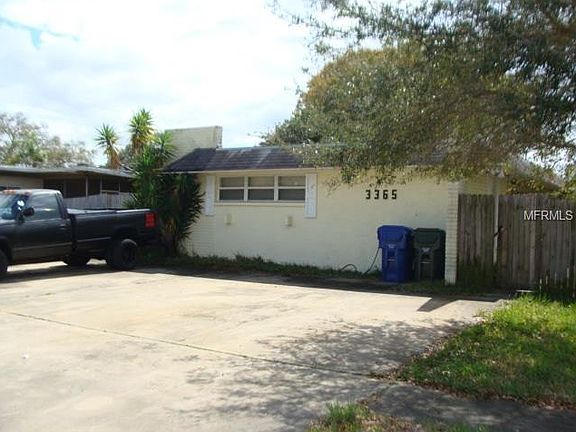 3rd image of 3365 Camelot Dr