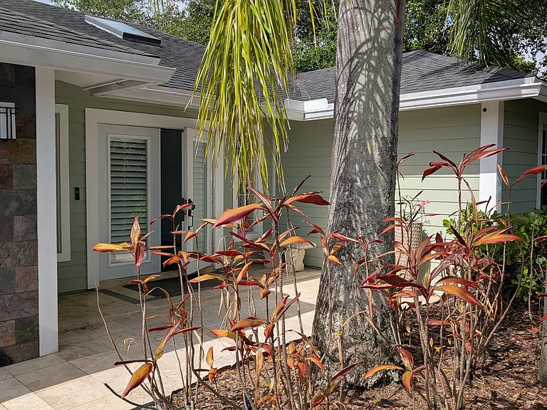 NW 35th Ln — Photo 6