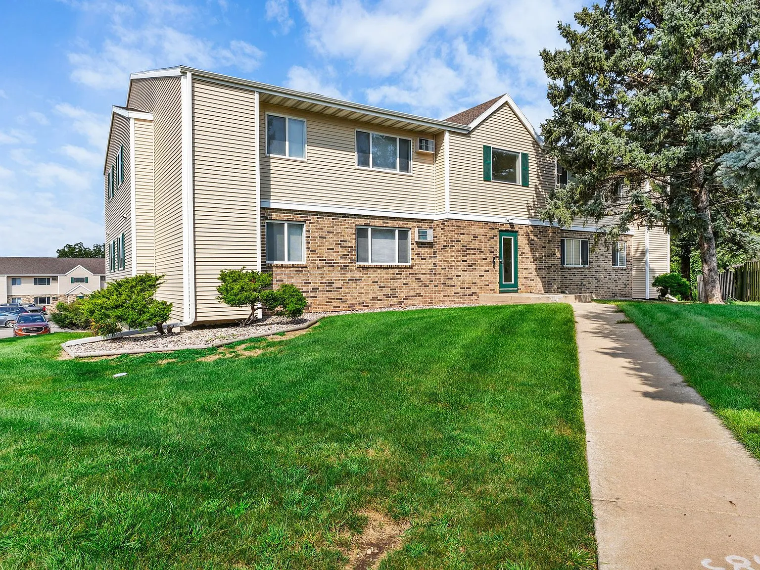Ridgeview Heights — Photo 2