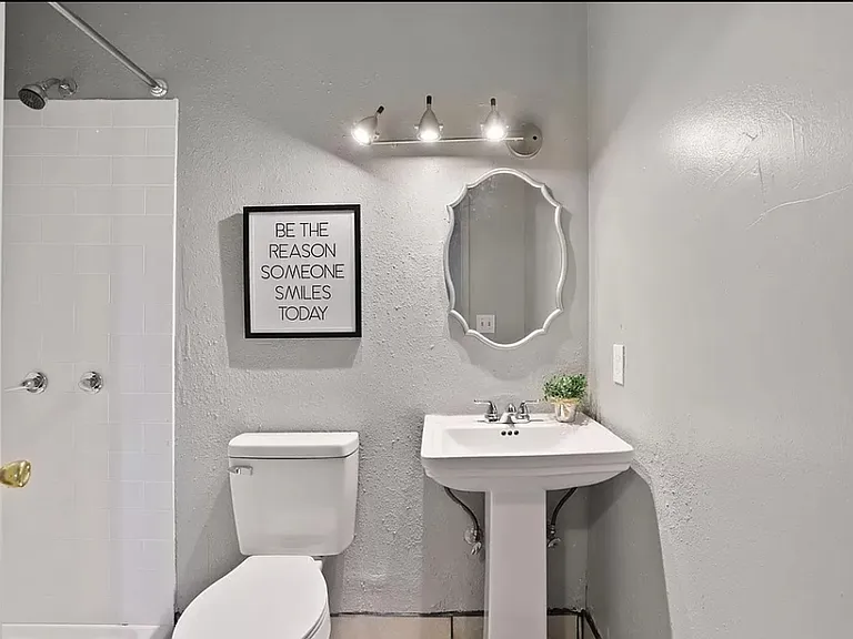 4404 Calandria St #2 — Photo 4