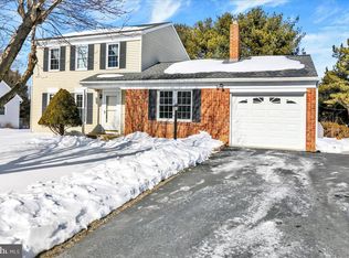 2439 Cypress Dr, Lancaster, PA 17602