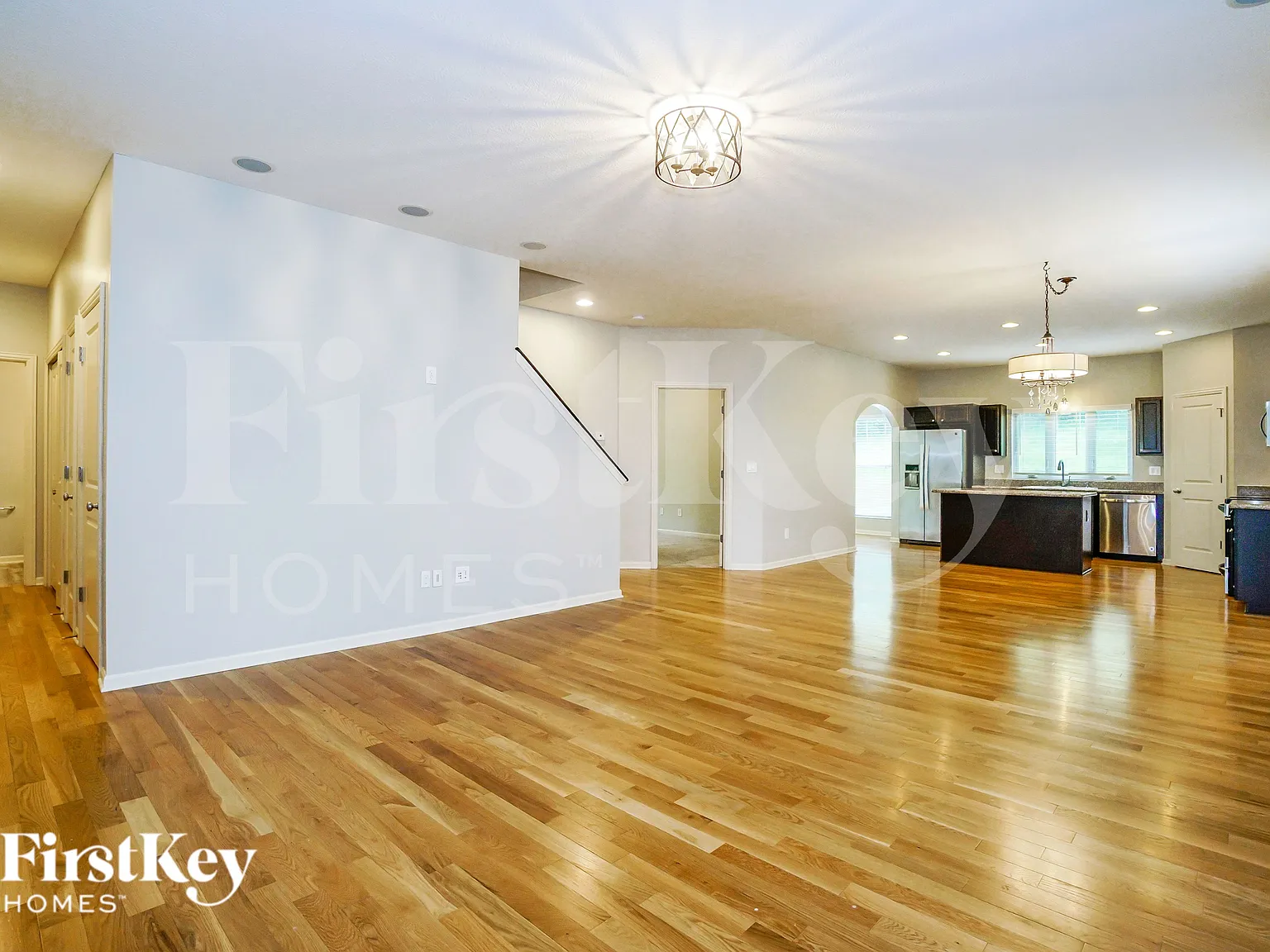 3 bed, 2.5 bath, 3200 sqft, $2,775 — Photo 2