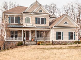 9614 Pinkney Ct, Potomac, MD 20854