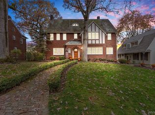 310 Berkeley Dr, Syracuse, NY 13210