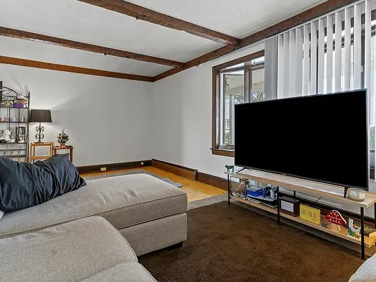 Large living room / dining room area