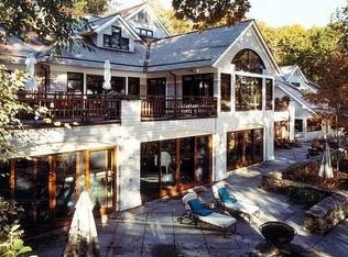 197 Lake St, Sherborn, MA 01770