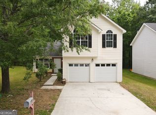 6594 Pole Creek Dr, Lithonia, GA