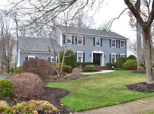 34 Forest Way, Morris Plains, NJ 07950