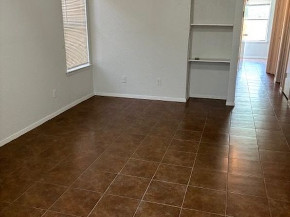 5100 Herrick Ct APT A