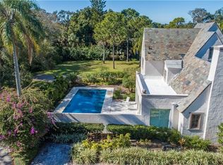 1320 Country Club Rd N, Saint Petersburg, FL 33710