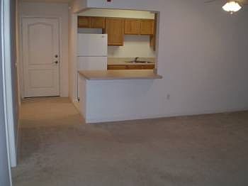5th image of 13330 Larimore Ave APT 208
