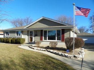 5564 S 24th St, Milwaukee, WI 53221