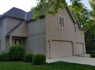 12008 Hemlock St, Overland Park, KS 66213