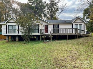 811 Pine St, Bessemer City, NC 28016