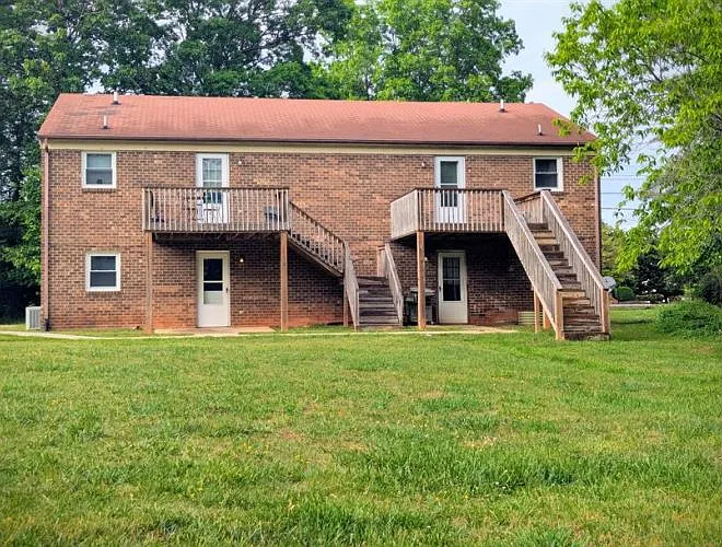 185 Moss Creek Dr #C — Photo 12