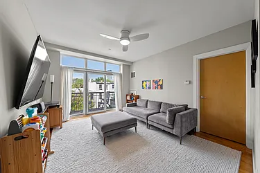 675 Sackett Street