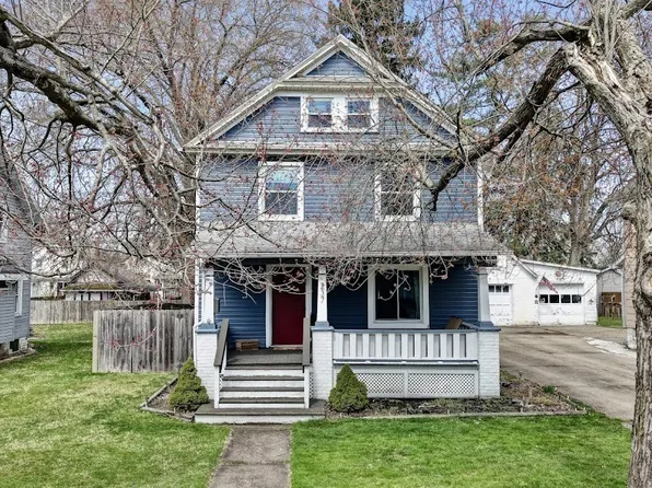 237 E Broad St, Newton Falls, OH 44444