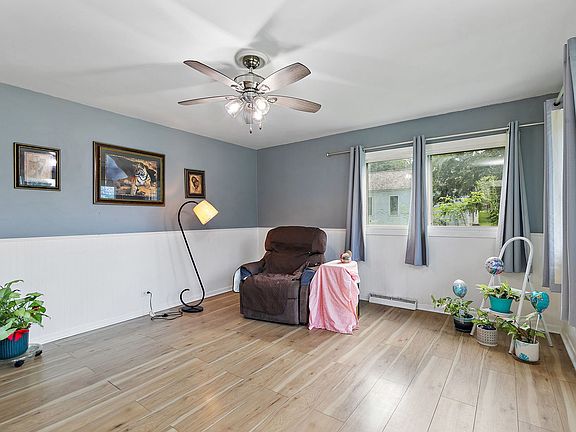 4th image of 308 Ramble Rd
