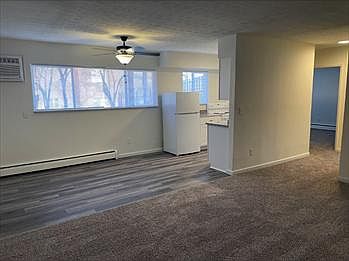 3rd image of 4605 Vendome Pl #A01