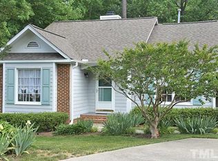 102 Majnun Ln, Cary, NC 27513