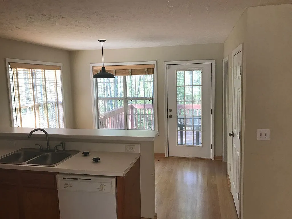 60 Davis Mill — Photo 3