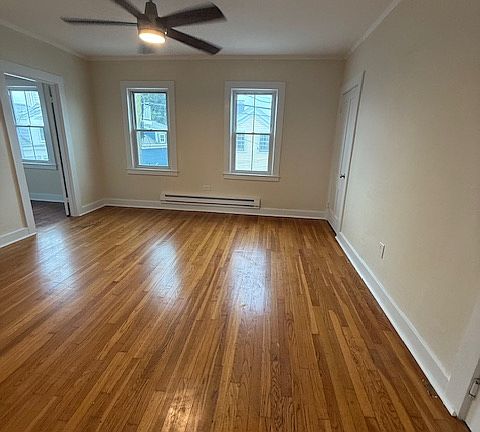3rd image of 14 Trumbull St #4