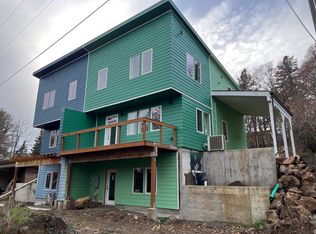 233 NW Byrkett Pl, White Salmon, WA 98672