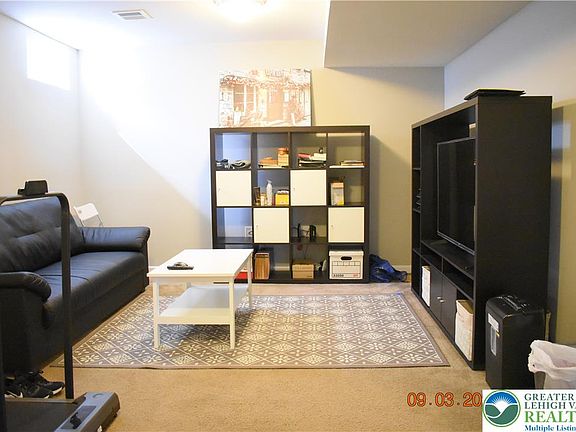 3rd image of 3518 Penfield Way