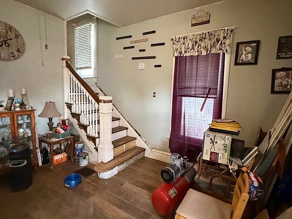 3rd image of 2020 E Main St