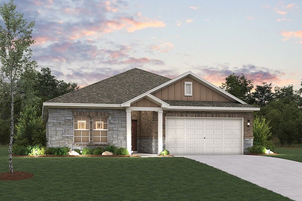 1st image of 723 Carson Dr