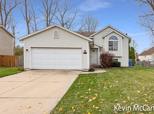 625 Avanti St NW, Grand Rapids, MI 49504