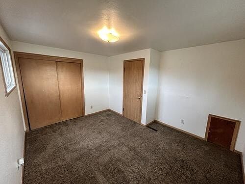 4th image of 115 11th Ave NW #B