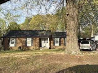 1920 Amber Ln, Greensboro, NC 27407
