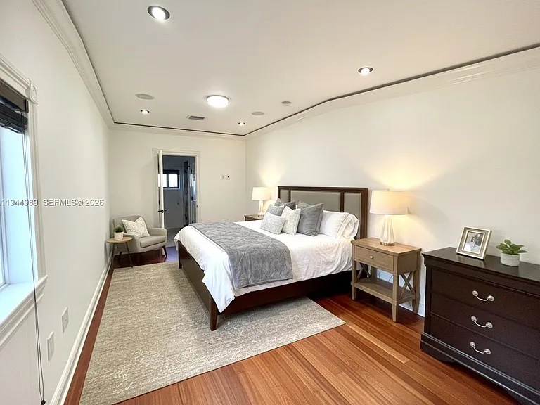 3069 SW 21st St — Photo 8