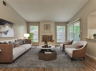 26 W Broken Oak Ct, Spring, TX 77381