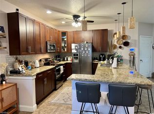 243 SW 5th St, Dania, FL 33004