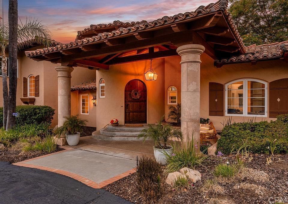 3993 Peony Dr, Fallbrook, CA 92028 | Zillow