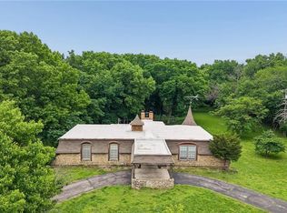 24356 W 55th St, Shawnee, KS 66226