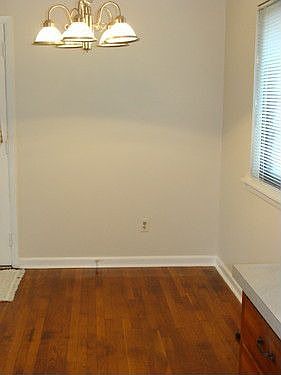 1st image of 409 Savannah Ave