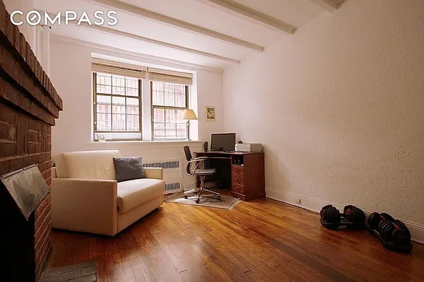 Rented by Compass | media 7