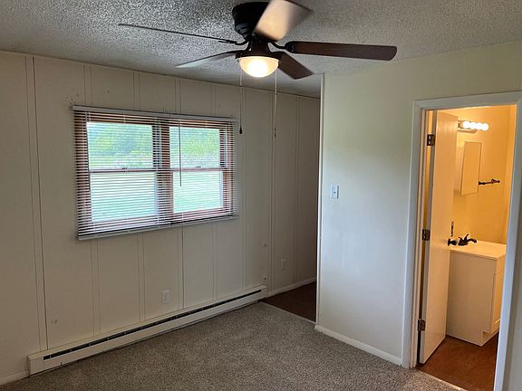 4th image of 561 E Ross Ln APT C5