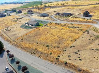 1412 Mansfield Dr, Okanogan, WA 98840