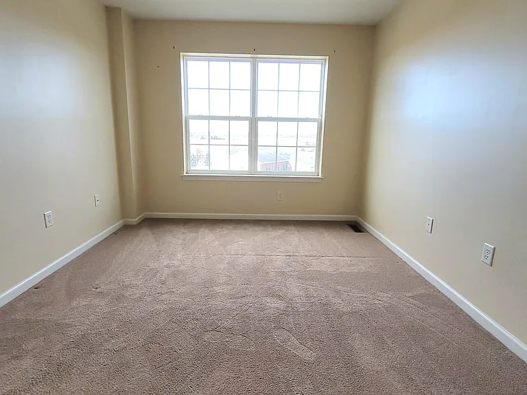 192 Old Schoolhouse Ln — Photo 45