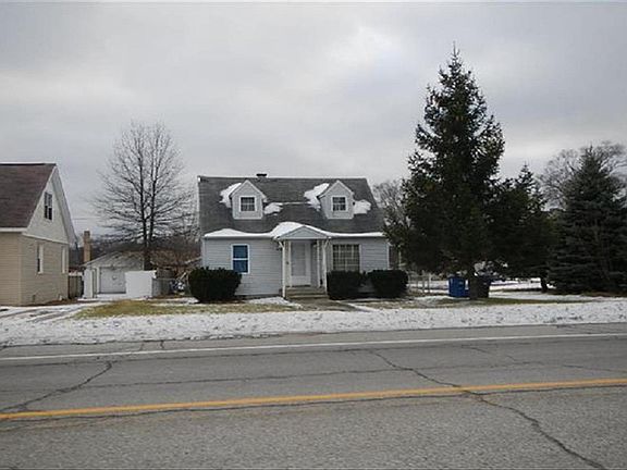 2nd image of 4401 Central Ave