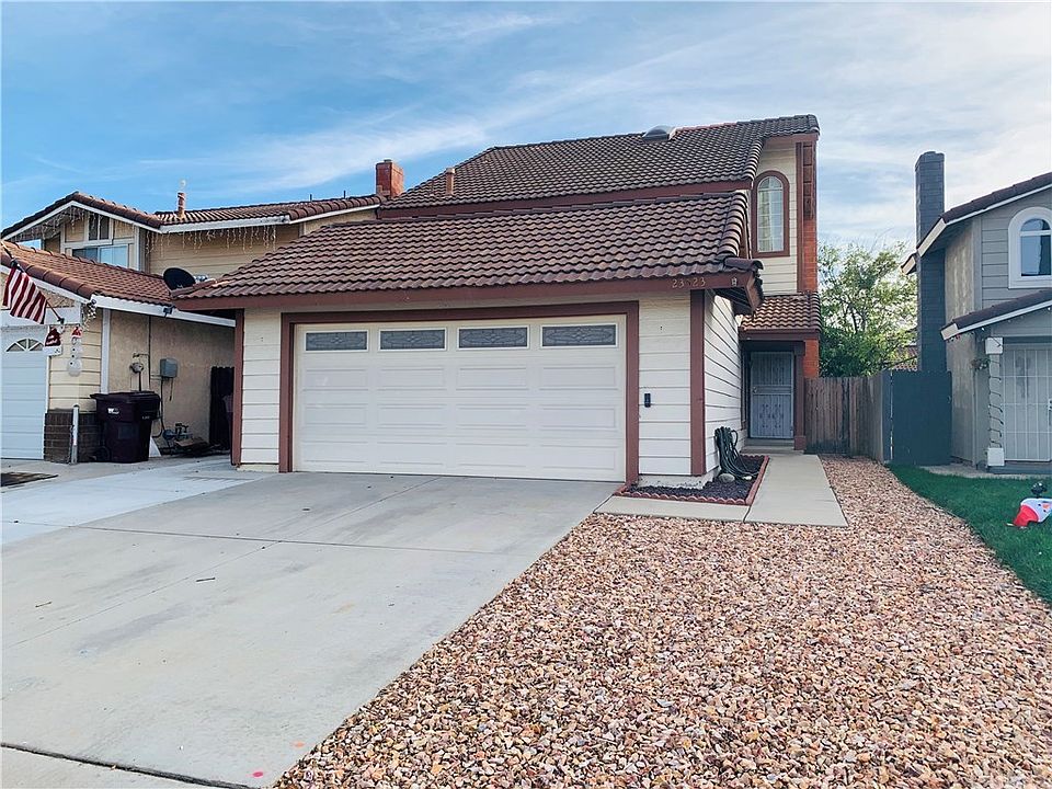 1st image of 23523 Woodlander Way